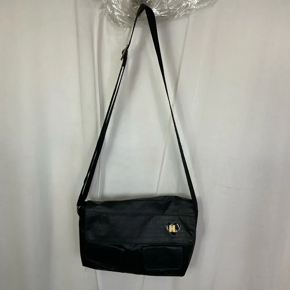 Harajuku Lovers Unisex Black Multi Pocket Crossbody Messenger Bag - Picture 3 of 13